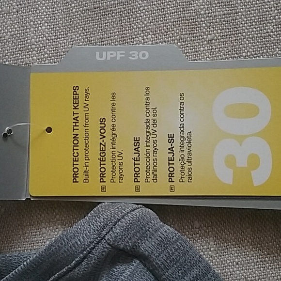 UNDER ARMOUR TANK TOP - Picture 9 of 12